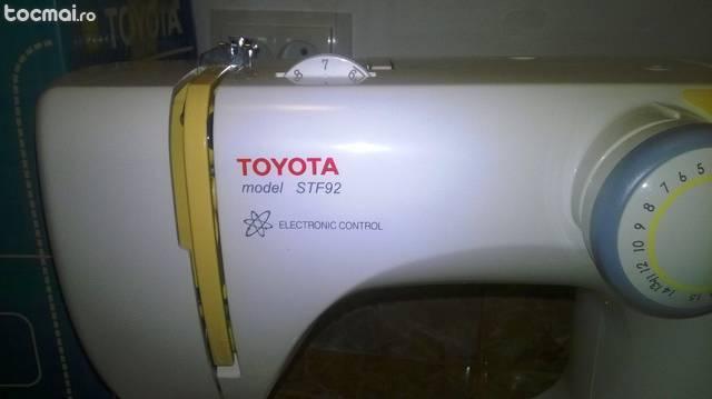 Masina de cusut Toyota stf92- 21 tipuri cusaturi