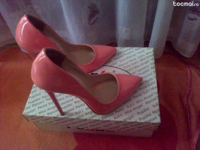 pantofi stiletto, culoare roz, marime 38