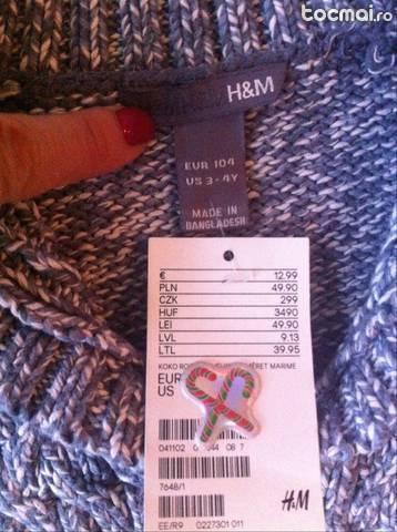 Bluza H&M noua(3- 4 ani) din Suedia .