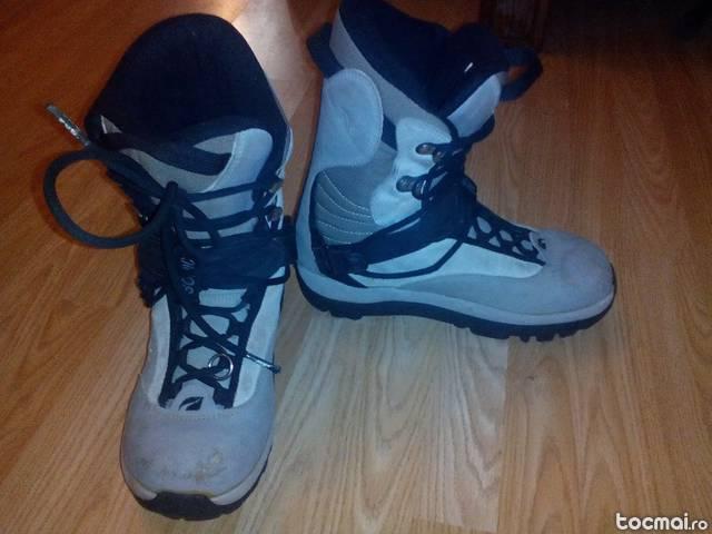 boots/ buti placa snowboard