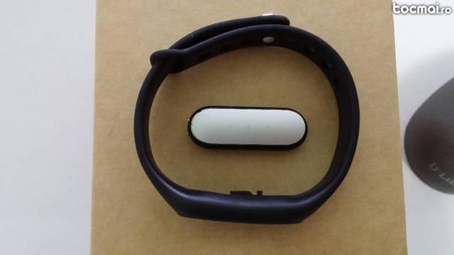 Bratara inteligenta Xiaomi MI Band