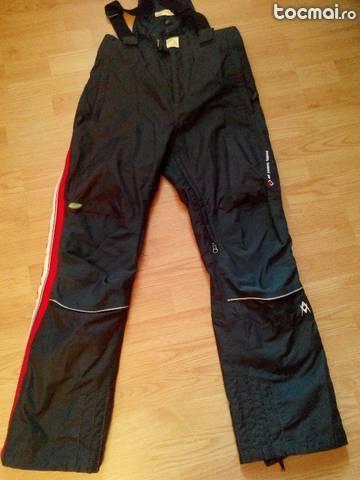 Pantaloni ski/ snowboard de firma volki universali