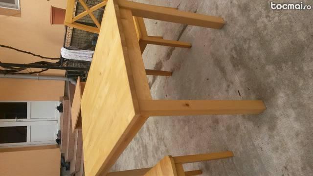 Masa si doua scaune din lemn masiv