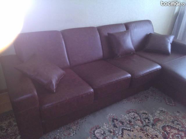 Canapea extensibila eleganta solida si confortabila