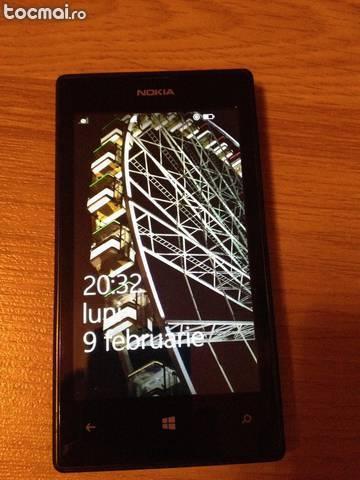 Smartphone Nokia Lumia 520 negru (liber de retea)