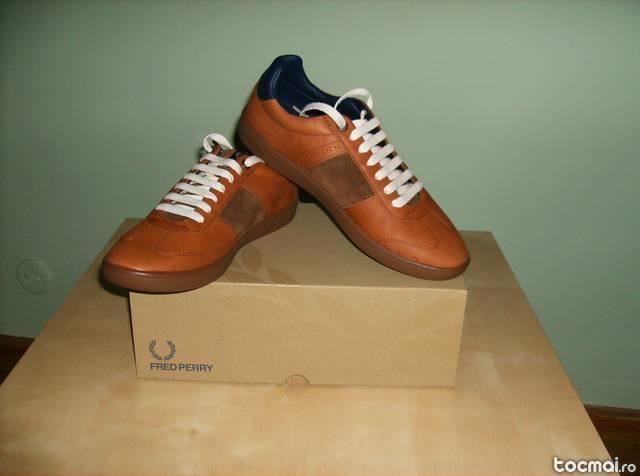 Adidasi Fred Perry Mens Sebright Trainers Dark Tan nr. 41