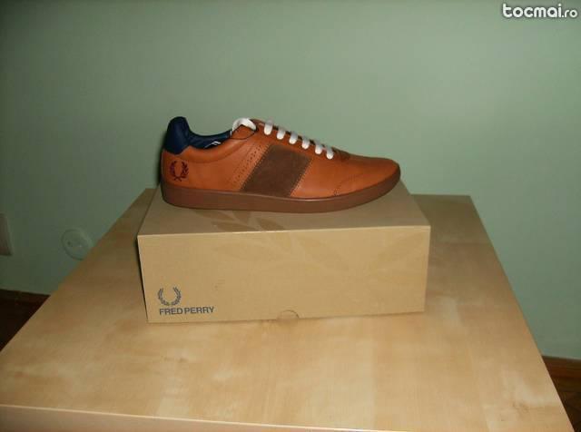 Adidasi Fred Perry Mens Sebright Trainers Dark Tan nr. 41