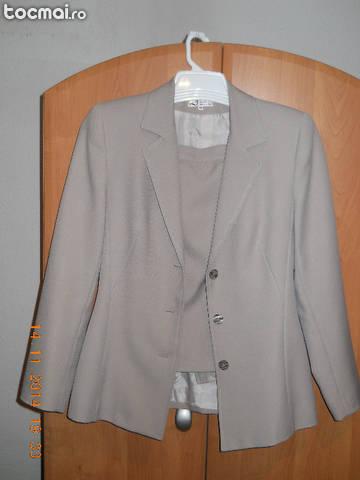 costum taior si fusta