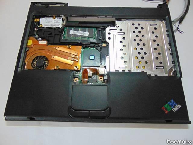 IBM ThinkPad T40 Functional Kit fara Display !