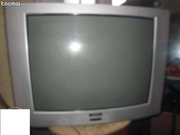 Televizor akai stare buna diagonala 67 cm