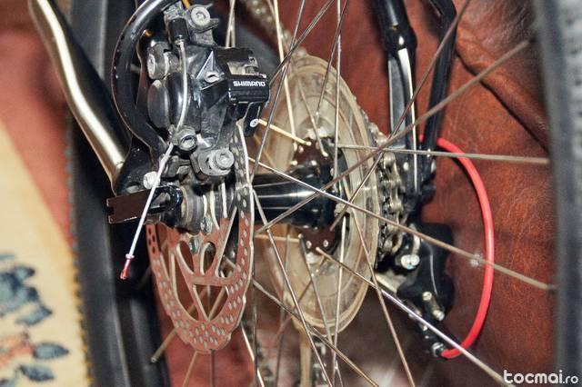 Bicicleta Cannondale Trail 5 hardtail model 2013