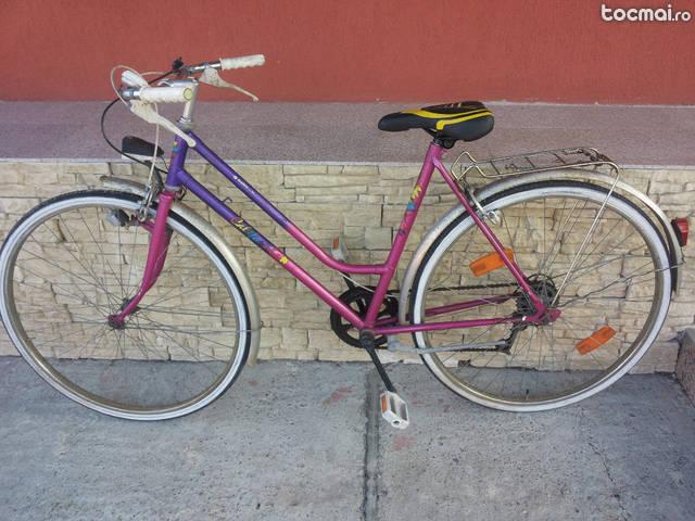 bicicleta dama roz cu mov