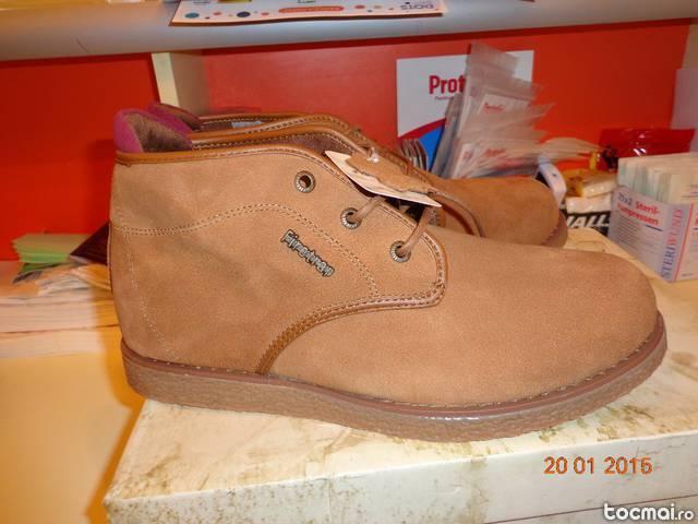 Ghete 41- 42 firetrap made in uk . noi la cutie !