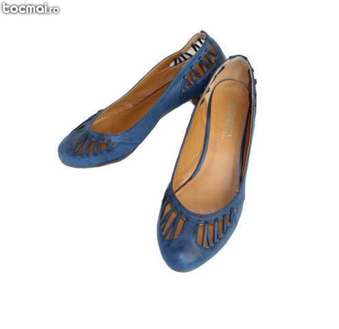 Pantofi albastri tip vintage retro - vopsiti manual