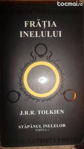 Trilologia „Stapanul inelelor” de J. R. R. Tolkien