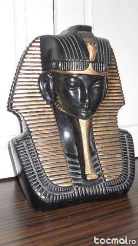 Statuie antica tutankamon