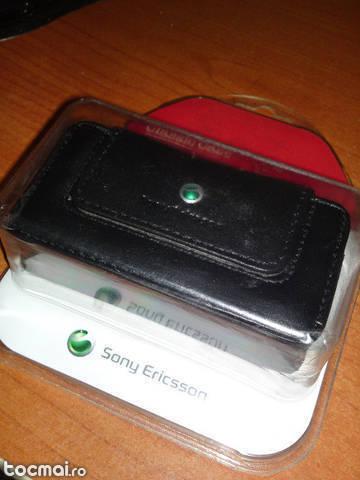 Husa Sony Ericsson , tip toc, sigilata