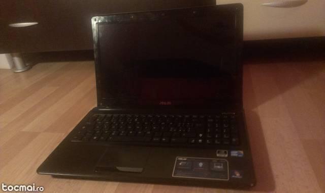 Laptop ASUS X52J