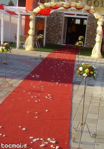 Suporti de flori din fier forjat pentru nunti