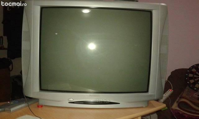 Tv schneider cu diagonala de 85 cm