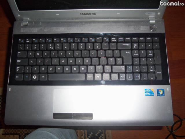 Laptop samsung rv511 / i3 / defect
