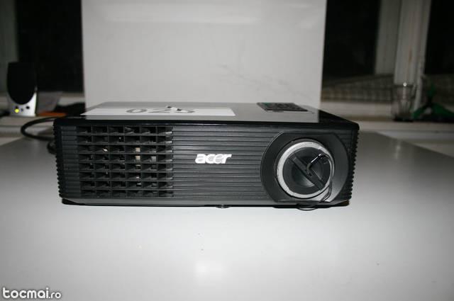 Proiector Acer X1160 + Telecomanda