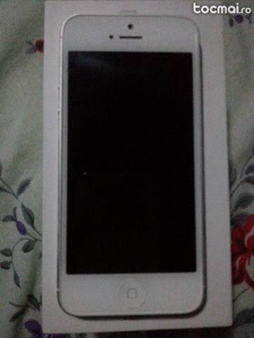 Schimb Iphone 5, 16 gb white neverlocked