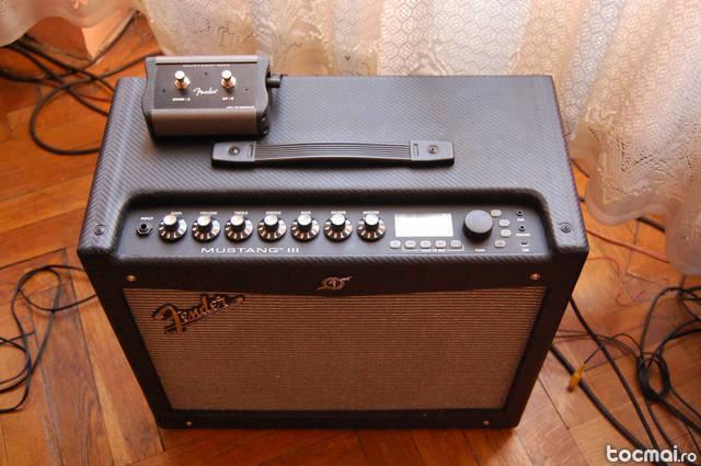 Amplificator chitara electrica Fender Mustang III (V1)