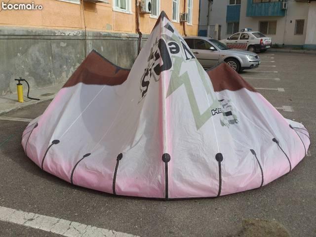 kite North Vegas 12m2 + bara control kitesurf kiteboard