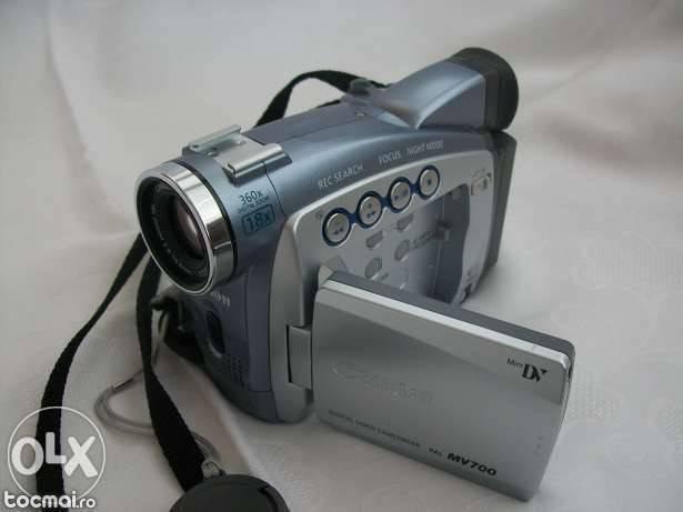 Camera video Canon MV700E