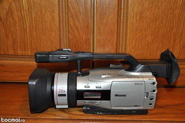 Camera video profesionala - Canon XM2