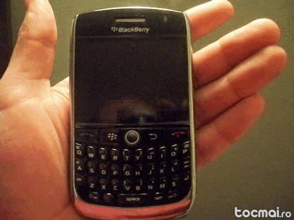 Schimb Blackberry8900Curve. Negru. Arata bine. utilizare10
