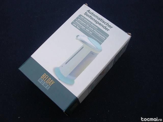 Dozator automat pentru sapun cu senzor