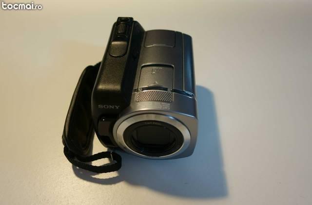 Camera video Sony Handycam DCR- SR55E cu HDD 40 GB