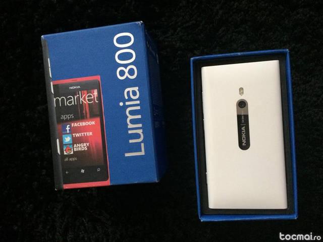 Nokia Lumia 800 full box!!!