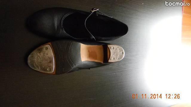 Pantofi de step