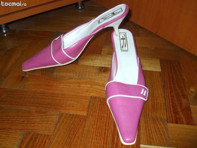 Pantofi papuci saboti sandale toc piele varf ascutit roz 39