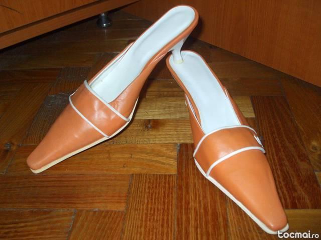 Pantofi papuci - sandale cu toc piele varf ascutit 38