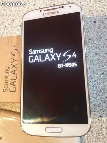 S4 Galaxy la cutie Full pachet