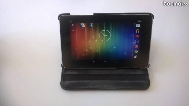 tableta google Nexus 7 ME370T facuta de Asus