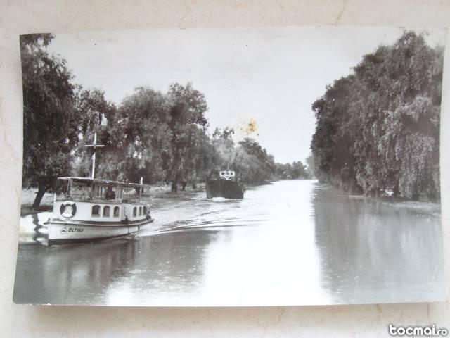 Delta dunarii , pe canalul dranov, circulata , rpr