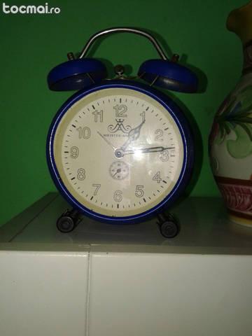ceas de masa desteptator model CFR