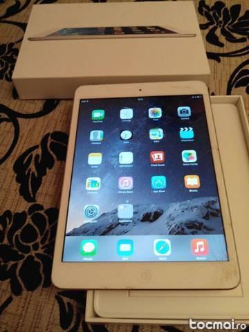 iPad Mini, 16 gb, wii- fi, la cutie, geam fisurat, functionala