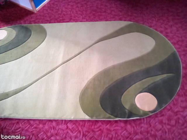 Covor marime 150x300 cm