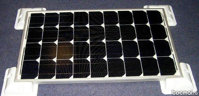 Sistem Fotovoltaic pentru rulota/ Kit 130 Wp 12V
