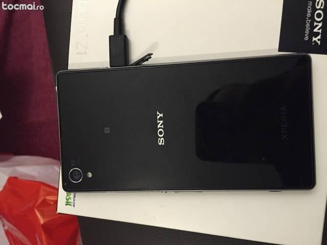 Sony Xperia Z1 black stare foarte buna, pachet full