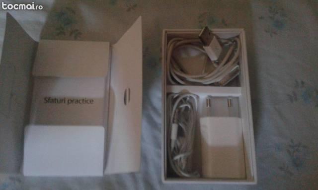 Iphone 4 neverlock, full box 10/ 10