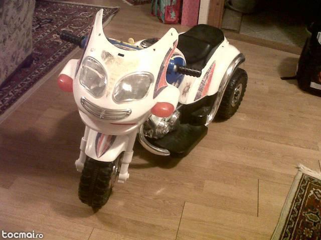 motocicleta de jucarie cu acumulator pentru copii