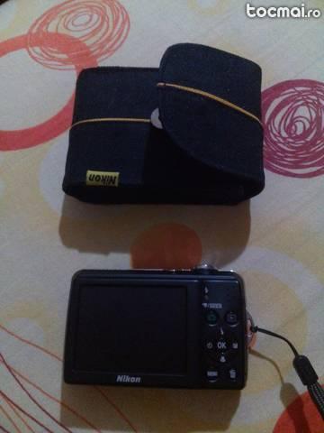 nikon