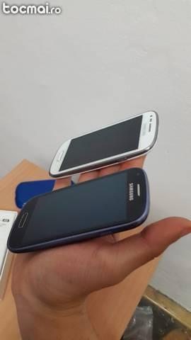 Samsung Galaxy S3 mini ca nou cutie full acc liber